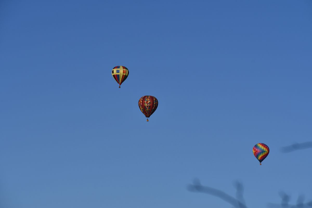 Solitary Balloon